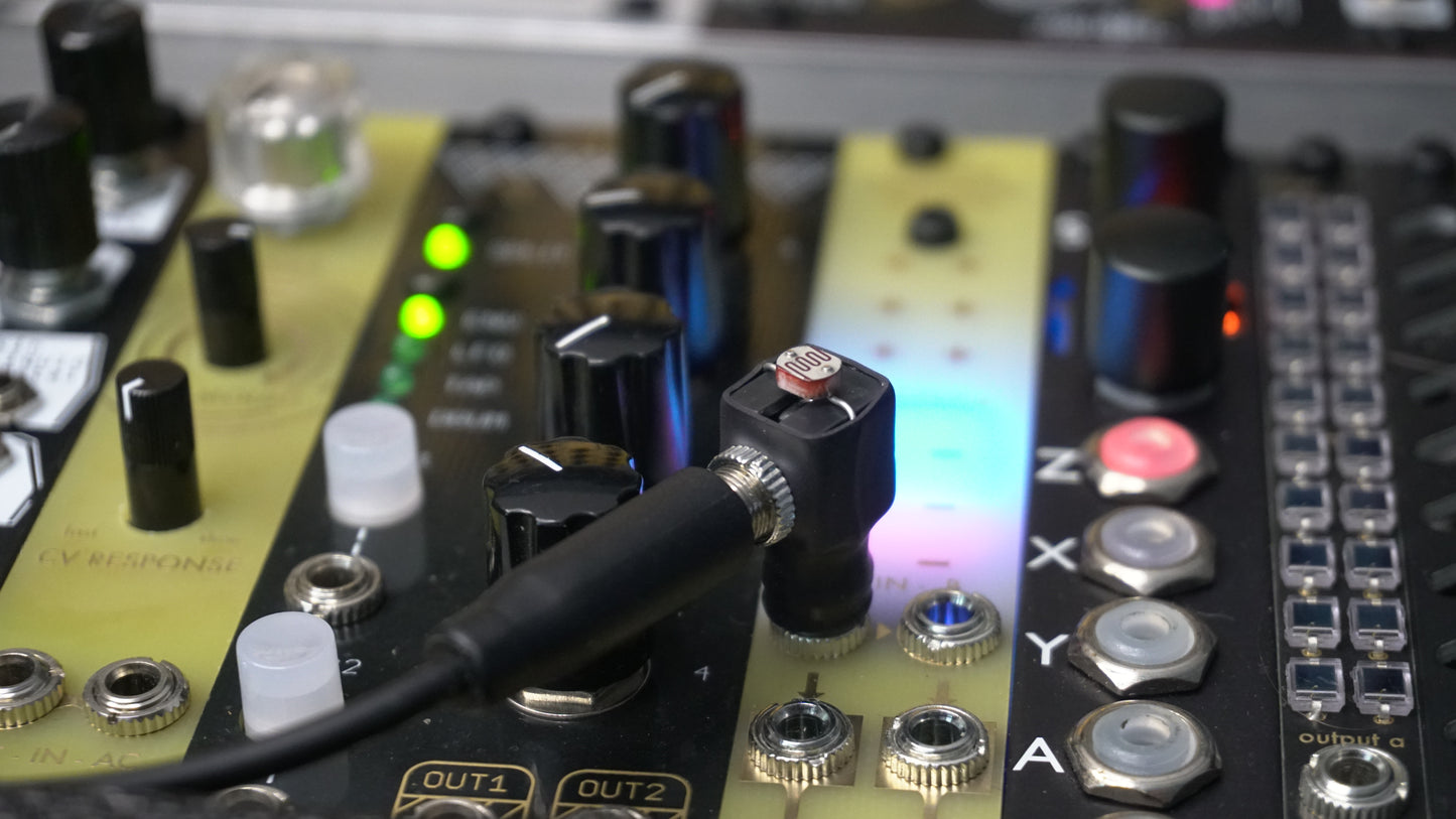 Light Theremin - light dependent resistor (LDR) for Eurorack/Modular Synthesis / 0HP