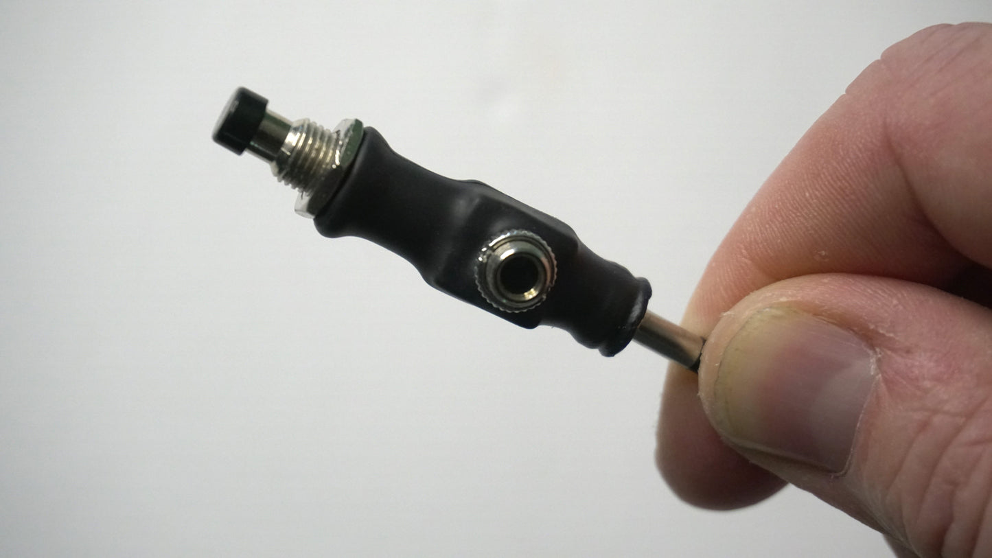 Mini Kill Switch for Eurorack/Modular Synthesis - Momentary "off" Switch / Audio "off" button - 3.5mm - 0HP
