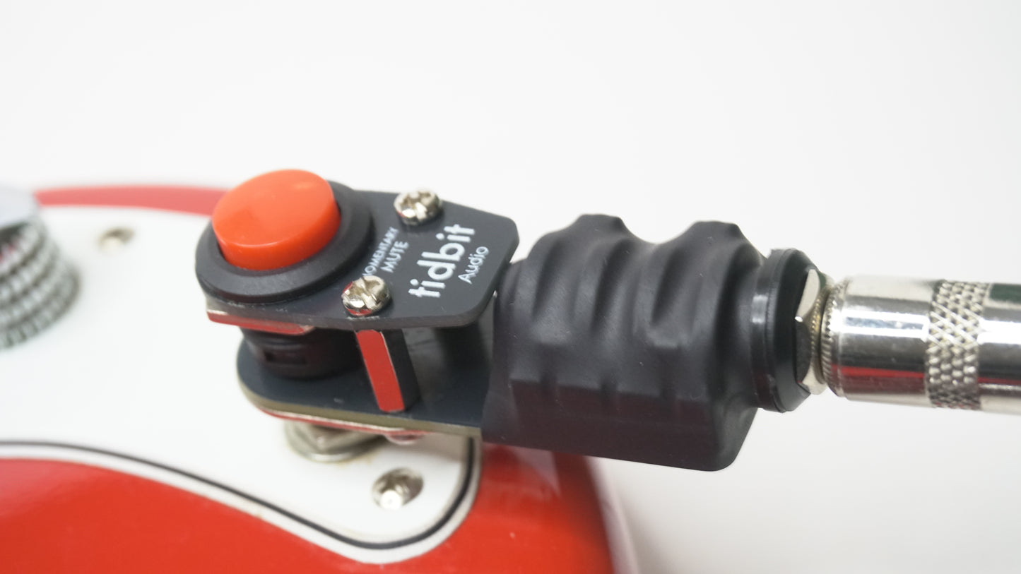 Arcade-Style Kill-Switch for guitar / Synth / Audio equipment - Mono quarter-inch momentary mute switch - 1/4th inch right angle plug