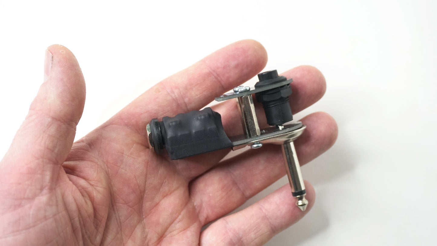 Latching Mute Switch for guitar / Synth / Audio equipment - Mono quarter-inch latching mute switch - 1/4th inch right angle plug