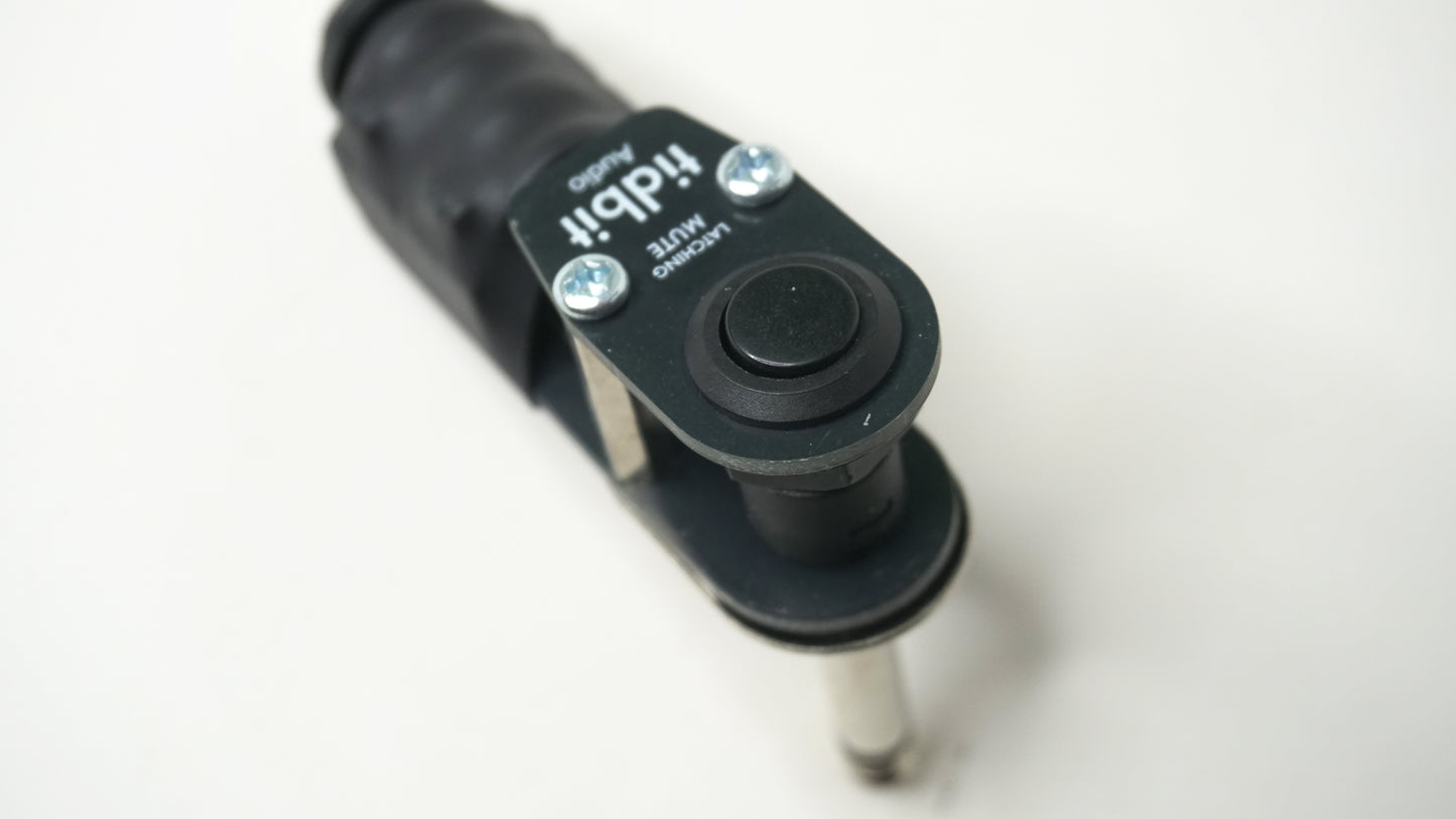 Latching Mute Switch for guitar / Synth / Audio equipment - Mono quarter-inch latching mute switch - 1/4th inch right angle plug