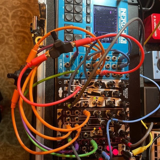 Mini Floating Audio Attenuator /Volume control - 3.5mm - Add an attenuator to any patch without a dedicated module - 0HP