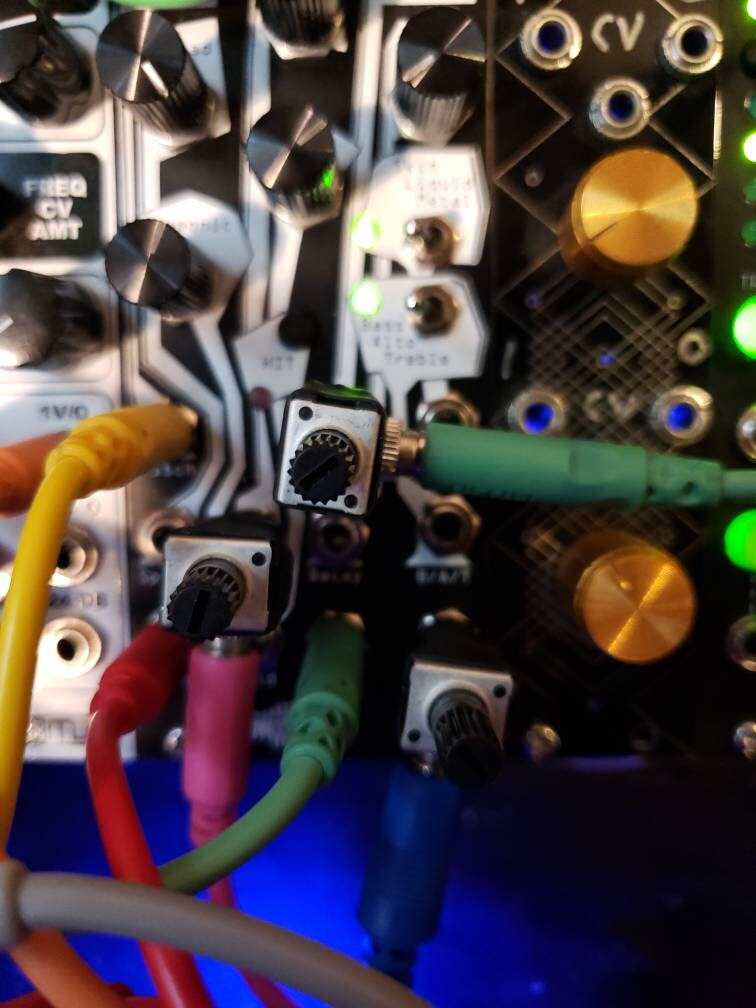 Mini Audio / CV Attenuator - 3.5mm - Add an attenuator to any patch without a dedicated module - 0HP