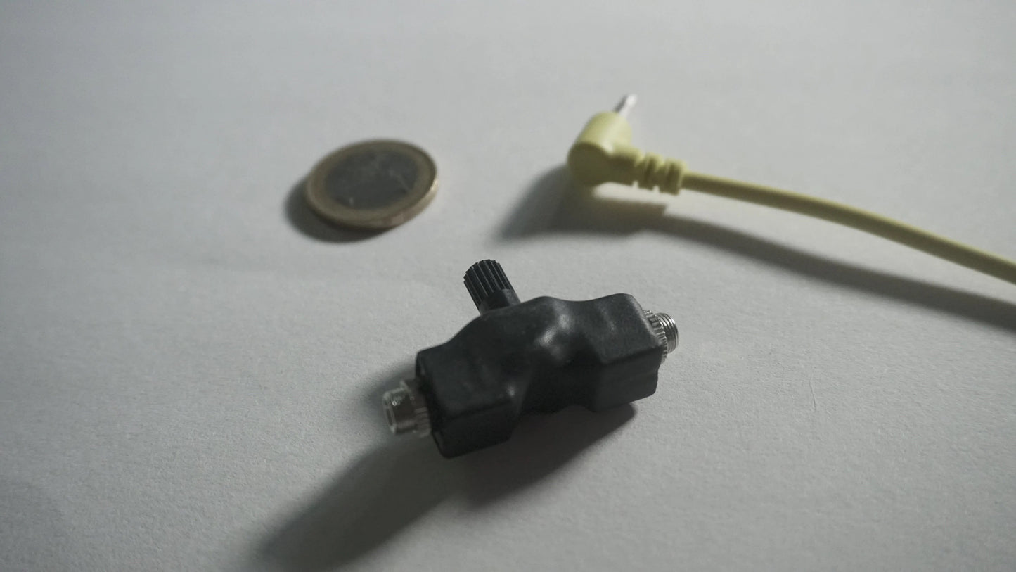Mini Floating Audio Attenuator /Volume control - 3.5mm - Add an attenuator to any patch without a dedicated module - 0HP